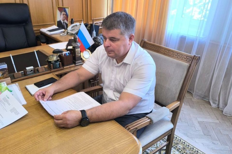 Андрей Сухачев: С заместителем Управляющего Головным отделением по ЛНР Центрально-Черноземного банка ПАО «Сбербанк» Алексеем Кибалко обсудили вопросы взаимодействия Андрей Сухачев: С заместителем Управляющего Головным отделением по ЛНР Центрально-Черноземного банка ПАО «Сбербанк» Алексеем Кибалко обсудили вопросы взаимодействия