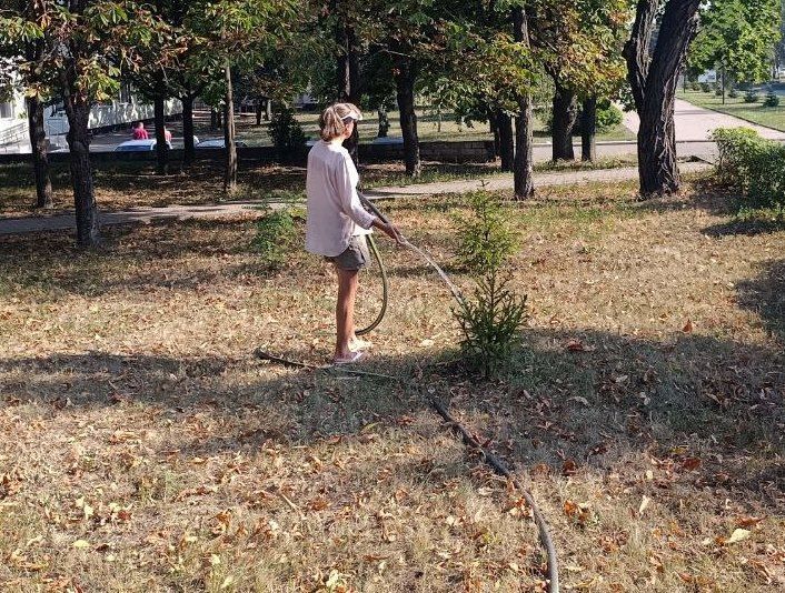 Коммунальные службы проводят работы на территории города Коммунальные службы проводят работы на территории города