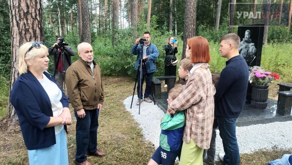«Парень с нашего двора»: в Екатеринбурге представили фильм о самом известном уральском военкоре «Парень с нашего двора»: в Екатеринбурге представили фильм о самом известном уральском военкоре