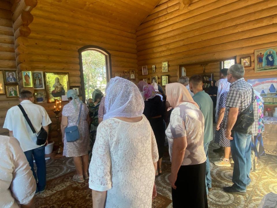 Царские дни в больничном храме в честь иконы Божией матери "Взыскание погибших" Царские дни в больничном храме в честь иконы Божией матери "Взыскание погибших"