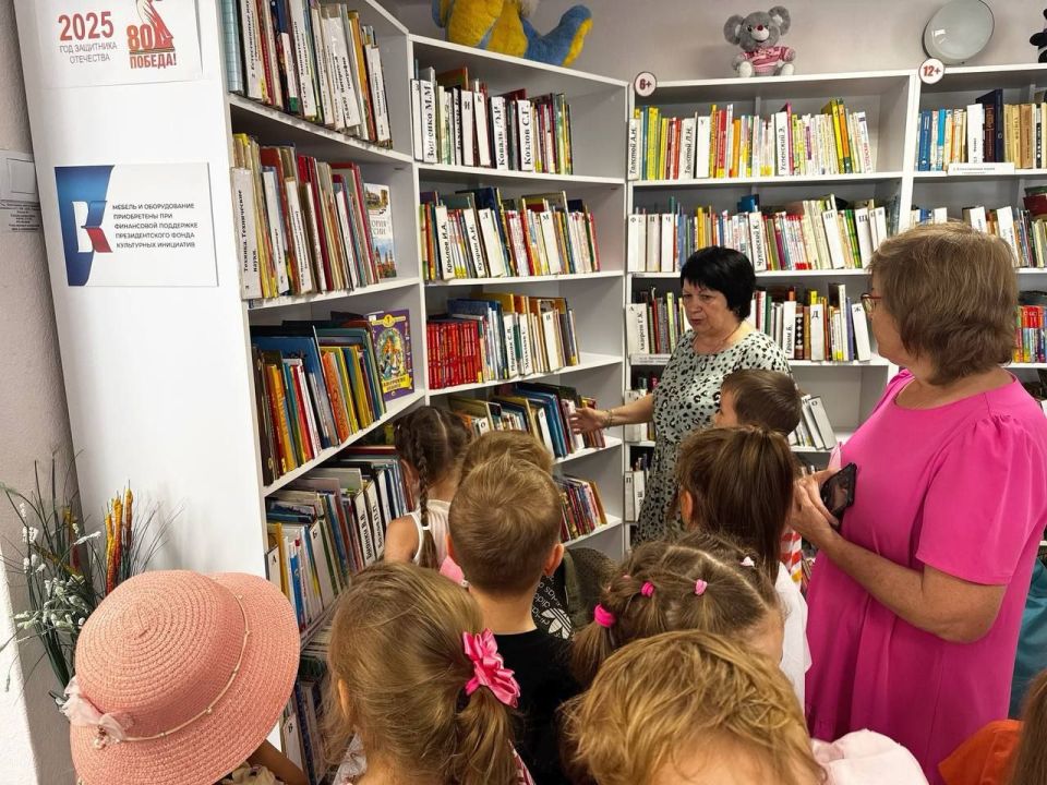 Сергей Колягин: Лето у маленьких первомайцев проходит не только весело, но и полезно Сергей Колягин: Лето у маленьких первомайцев проходит не только весело, но и полезно