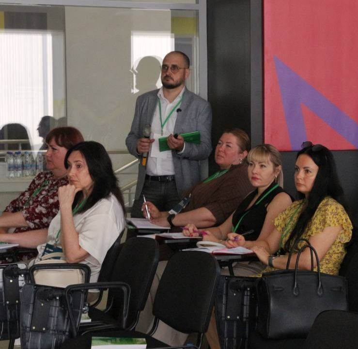 Сотрудники Минэконом ЛНР приняли участие в форуме, посвященном вопросам внешнеэкономической деятельности, организованном банком Сбер Сотрудники Минэконом ЛНР приняли участие в форуме, посвященном вопросам внешнеэкономической деятельности, организованном банком Сбер