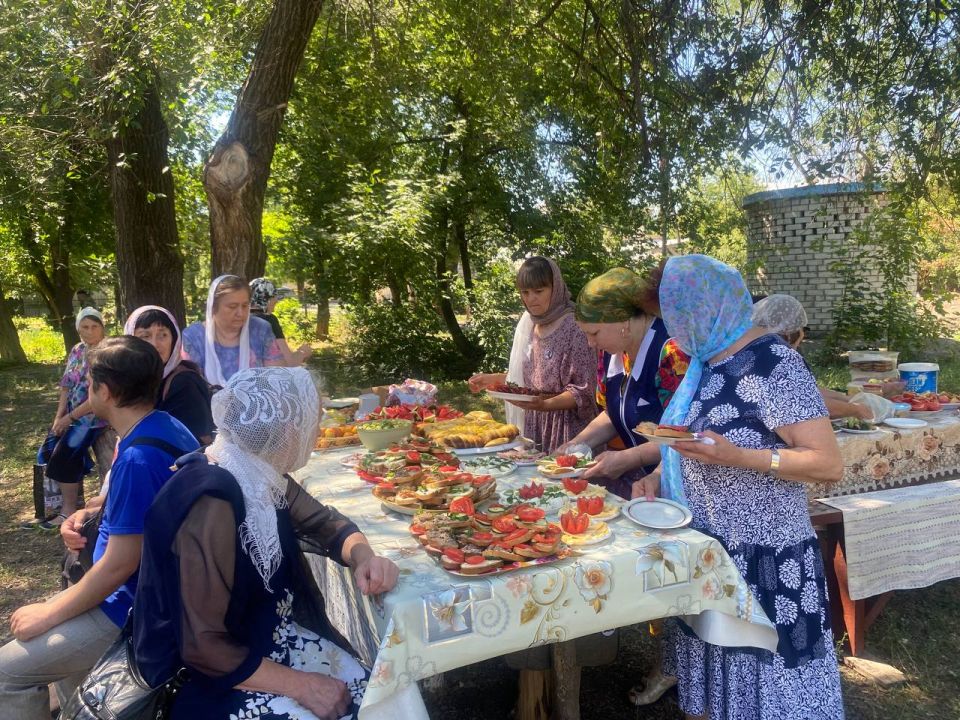 Царские дни в больничном храме в честь иконы Божией матери "Взыскание погибших" Царские дни в больничном храме в честь иконы Божией матери "Взыскание погибших"