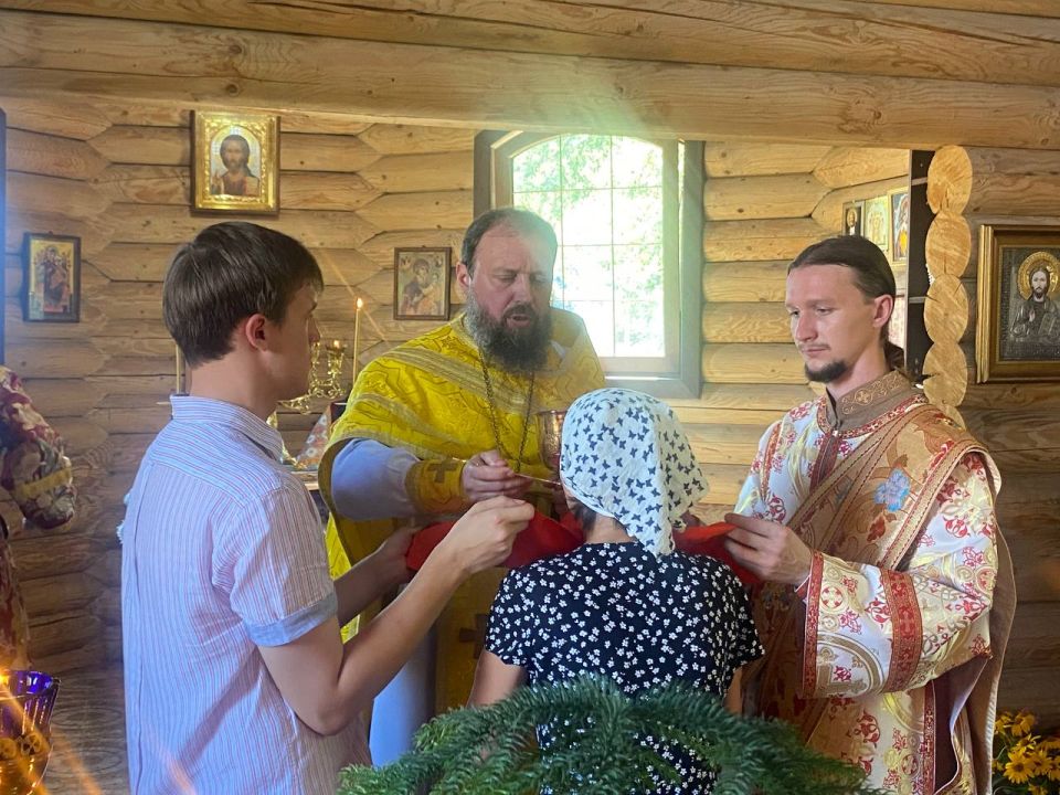 Царские дни в больничном храме в честь иконы Божией матери "Взыскание погибших" Царские дни в больничном храме в честь иконы Божией матери "Взыскание погибших"