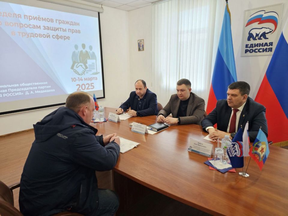 Партпроект «Моя карьера с Единой Россией» в этом году помог трудоустроить более 2,3 тысяч участников СВО Партпроект «Моя карьера с Единой Россией» в этом году помог трудоустроить более 2,3 тысяч участников СВО