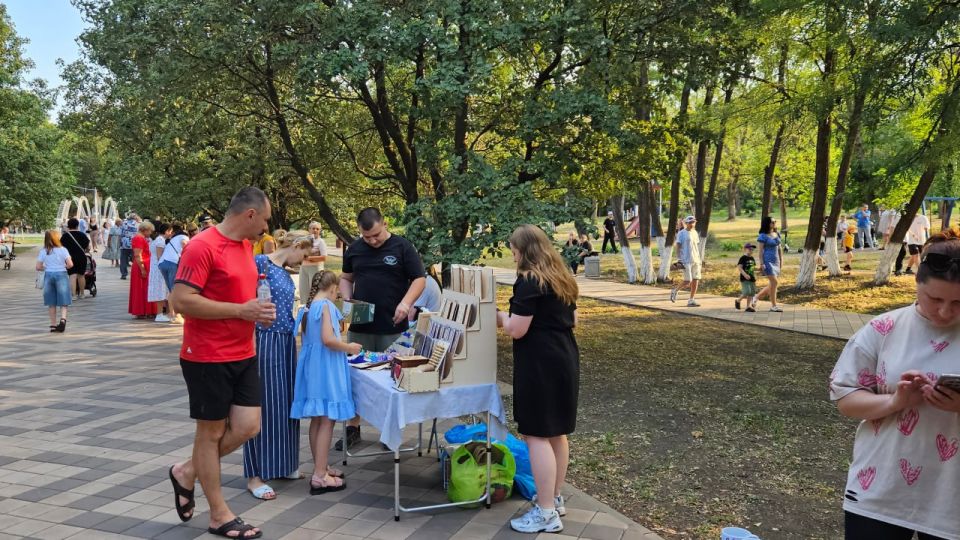 Праздник в парке. День металлурга в Алчевске подытожили вечером отдыха в парке культуры имени Победы Праздник в парке. День металлурга в Алчевске подытожили вечером отдыха в парке культуры имени Победы