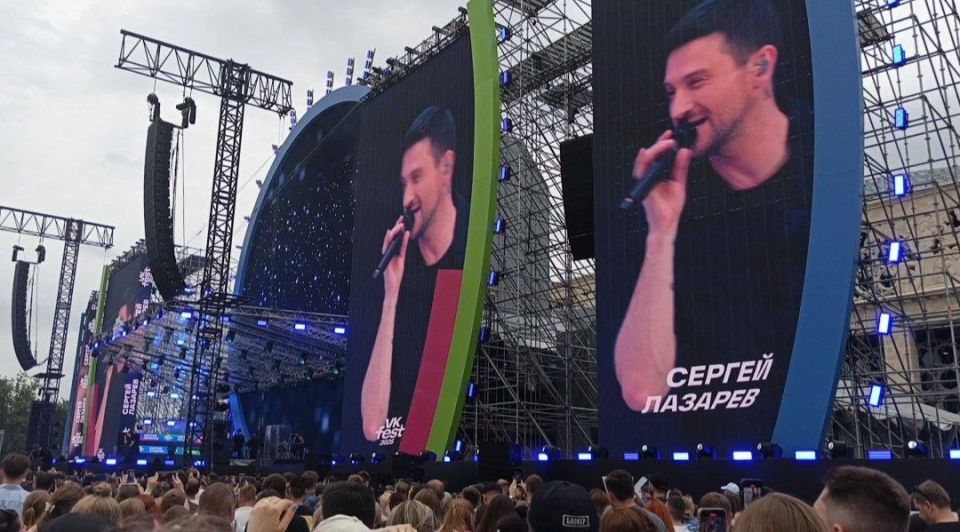 19 июля в Москве на территории «Лужников» состоялся первый день фестиваля VK Fest, и обучающиеся Брянки стали его частью! 19 июля в Москве на территории «Лужников» состоялся первый день фестиваля VK Fest, и обучающиеся Брянки стали его частью!