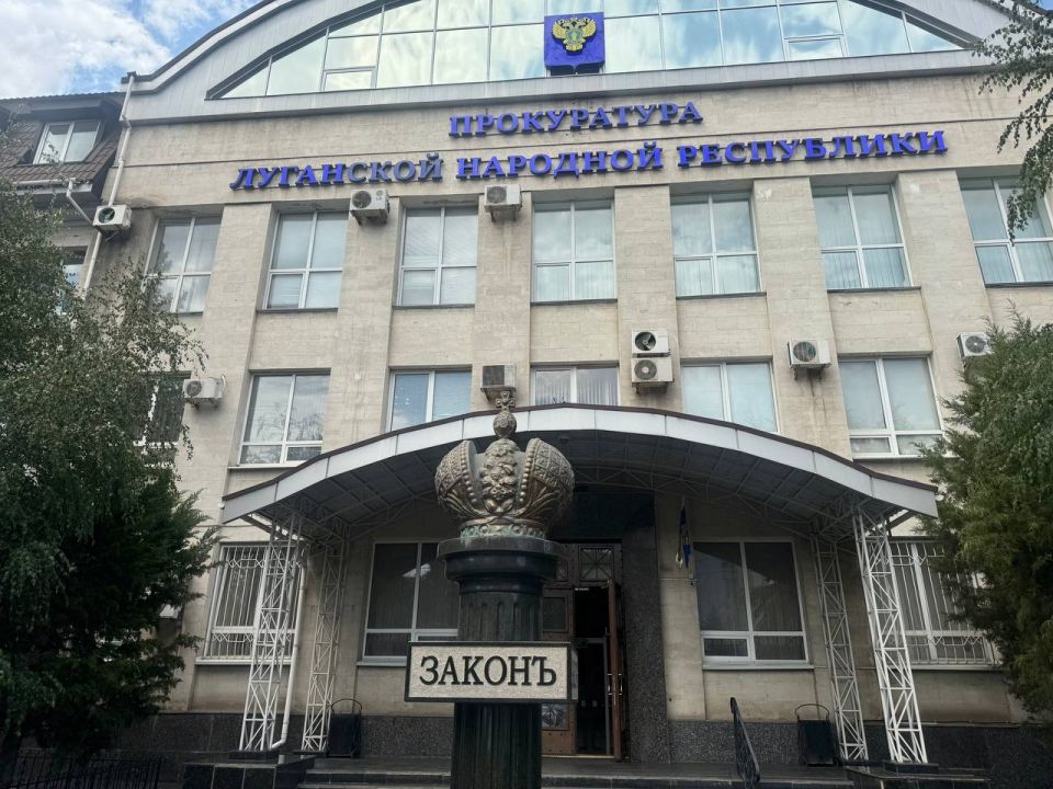 Благодаря вмешательству прокуратуры выплачена задолженность по заработной плате 17 работникам ЧОУ ПО «Краснолучская автомобильная школа» на общую сумму более 1 млн рублей