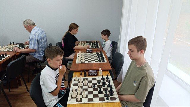 В Луганске прошел городской фестиваль шахмат В Луганске прошел городской фестиваль шахмат