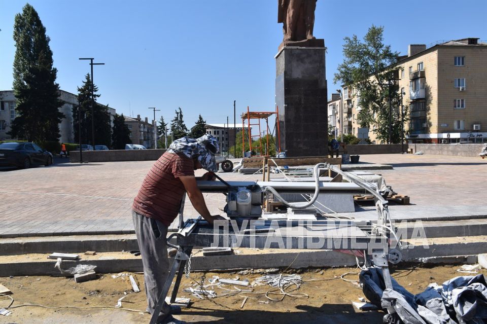 Обновленная аллея Дружбы станет подарком краснодонцам ко Дню города Обновленная аллея Дружбы станет подарком краснодонцам ко Дню города