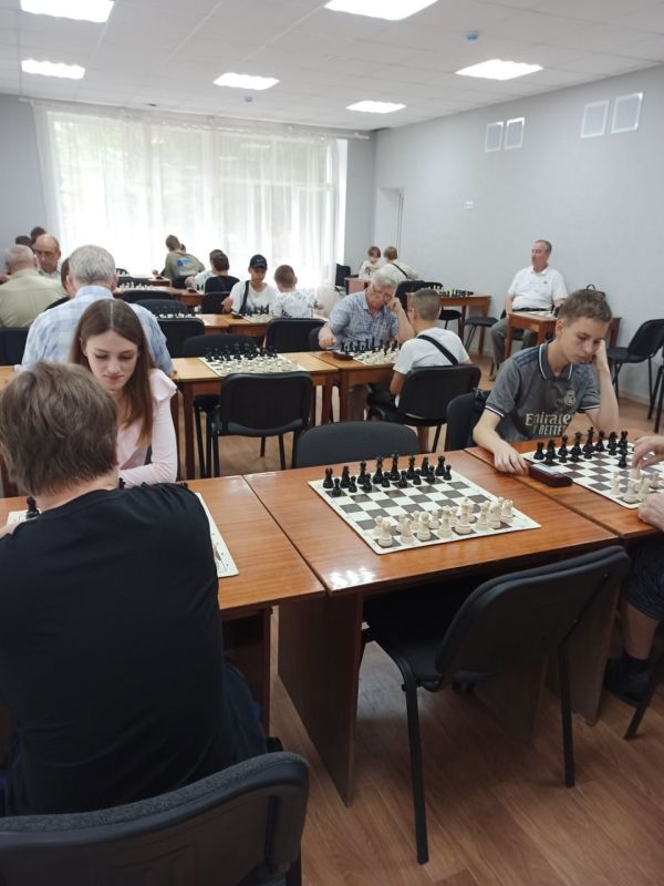 В Луганске прошел городской фестиваль шахмат В Луганске прошел городской фестиваль шахмат