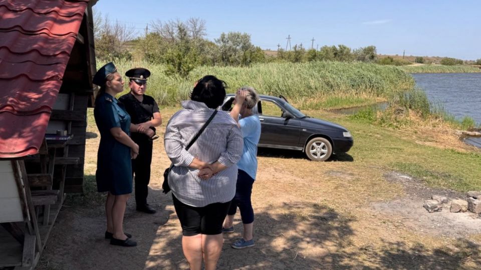 Спасение начинается с осторожности: МЧС России призывает соблюдать правила на воде Спасение начинается с осторожности: МЧС России призывает соблюдать правила на воде