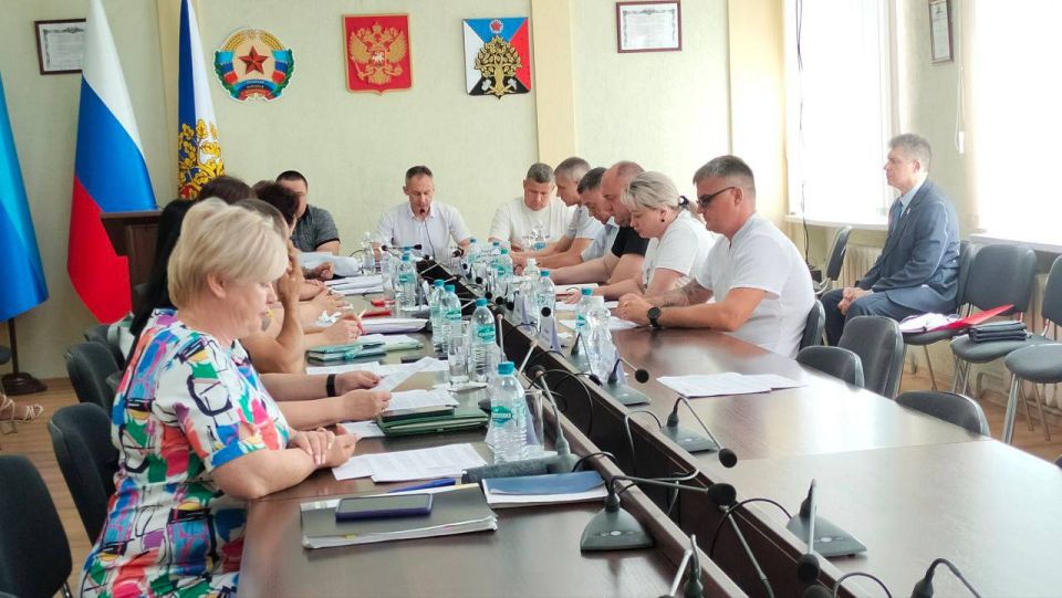 Андрей Рубанцов: Сегодня принял участие в XXXIII заседании I созыва Совета городского округа муниципальное образование городской округ город Ровеньки Андрей Рубанцов: Сегодня принял участие в XXXIII заседании I созыва Совета городского округа муниципальное образование городской округ город Ровеньки