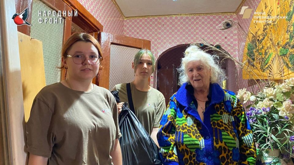 Наши активисты снова доставили гуманитарную помощь тем, кто в ней нуждается! Наши активисты снова доставили гуманитарную помощь тем, кто в ней нуждается!