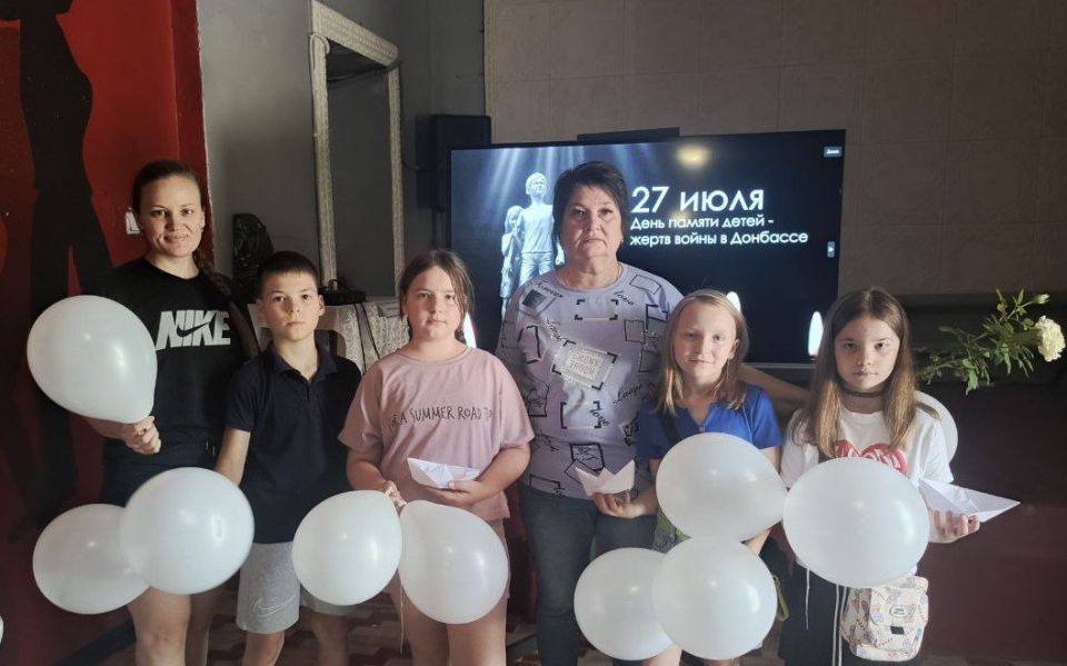 27 июля мы вспоминаем трагическую дату – День памяти детей-жертв войны в Донбассе 27 июля мы вспоминаем трагическую дату – День памяти детей-жертв войны в Донбассе