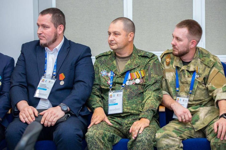 Леонид Пасечник: Стартовал новый этап регионального кадрового проекта «Герои Луганщины» – программа наставничества Леонид Пасечник: Стартовал новый этап регионального кадрового проекта «Герои Луганщины» – программа наставничества