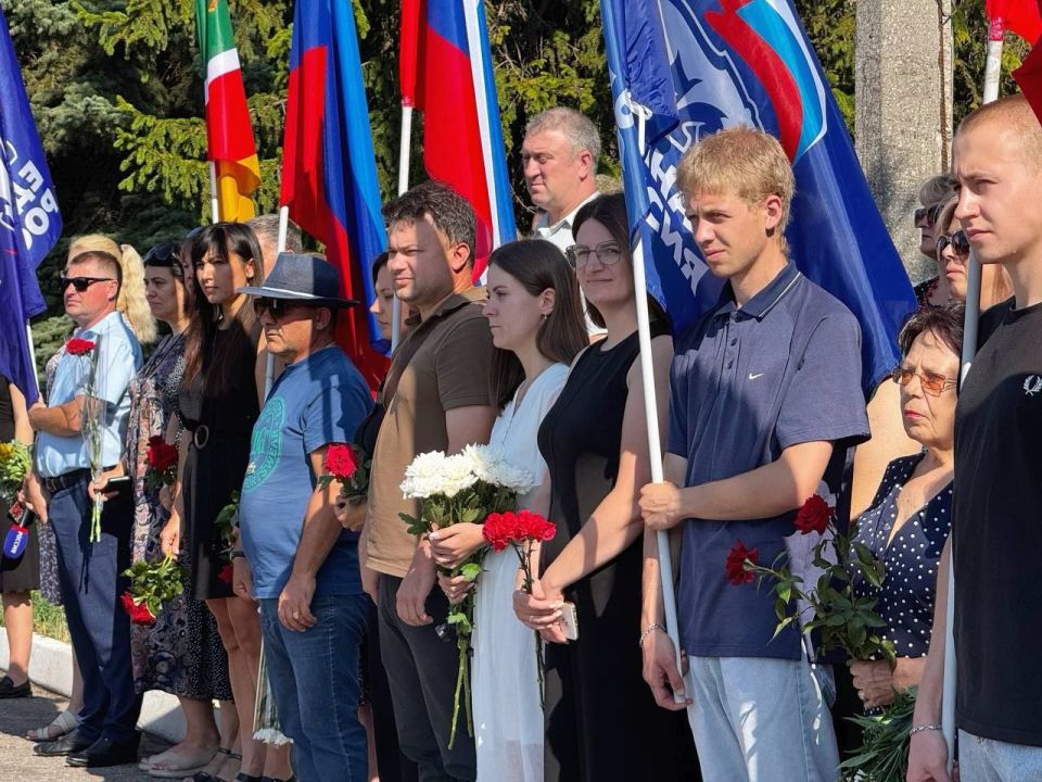 Сергей Колягин: События 22 июля 2014 года навсегда останутся в сердцах первомайцев незаживающей раной Сергей Колягин: События 22 июля 2014 года навсегда останутся в сердцах первомайцев незаживающей раной
