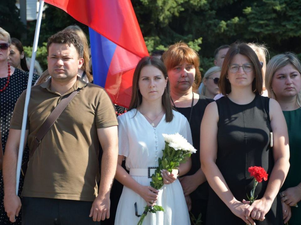 Память жива: в Первомайске почтили жертв украинской агрессии