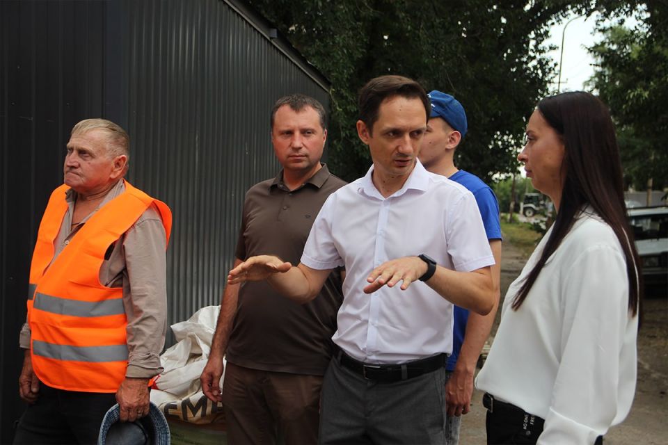 Егор Бабкин: В Лутугино продолжается благоустройство новой зоны отдыха «Уютный уголок» — важного объекта в рамках партийного проекта «Городская среда» Егор Бабкин: В Лутугино продолжается благоустройство новой зоны отдыха «Уютный уголок» — важного объекта в рамках партийного проекта «Городская среда»