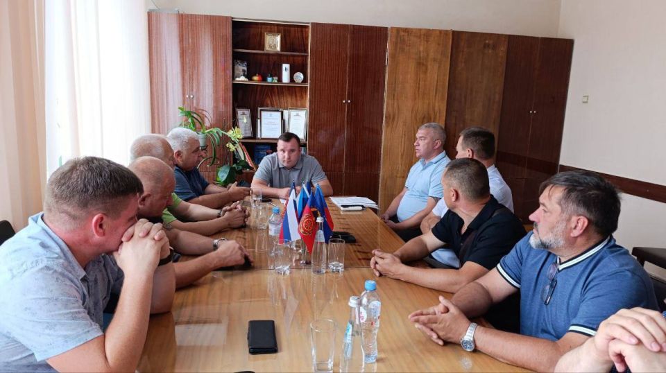 Виктория Сошина: В Совете Антрацитовского муниципального округа состоялись заседания постоянных комиссий Виктория Сошина: В Совете Антрацитовского муниципального округа состоялись заседания постоянных комиссий