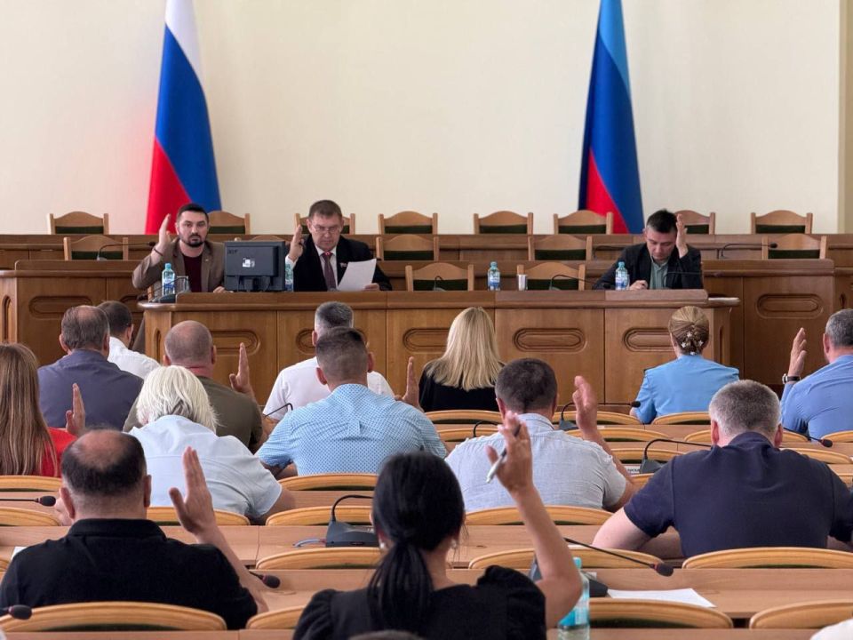 Александр Криеренко: Депутатский корпус Народного Совета ЛНР урегулировал вопросы подготовки, утверждения, изменения и систематизации нормативов градостроительного проектирования в республике Александр Криеренко: Депутатский корпус Народного Совета ЛНР урегулировал вопросы подготовки, утверждения, изменения и систематизации нормативов градостроительного проектирования в республике