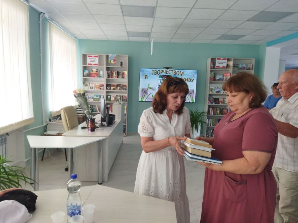 В центральной библиотеке имени Г. Сковороды, в рамках культурно-просветительского центра «Русское слово», состоялся особенный В центральной библиотеке имени Г. Сковороды, в рамках культурно-просветительского центра «Русское слово», состоялся особенный