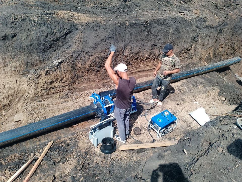 Республика Коми завершила установку уже 5,1 км нового водовода в Ровеньках Республика Коми завершила установку уже 5,1 км нового водовода в Ровеньках