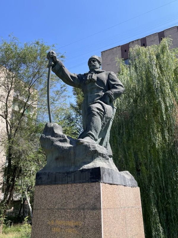Александр Малькевич: На этот раз в моей рубрике #ФотоНовыхРегионов – Луганск! Александр Малькевич: На этот раз в моей рубрике #ФотоНовыхРегионов – Луганск!