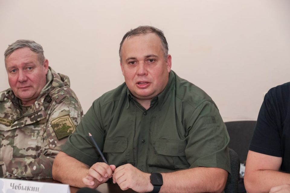 В Народном Совете состоялась встреча с делегацией Законодательного Собрания Санкт-Петербурга В Народном Совете состоялась встреча с делегацией Законодательного Собрания Санкт-Петербурга