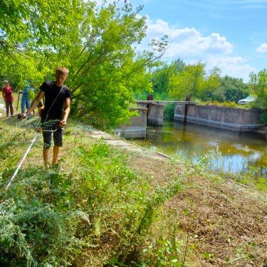 В рамках проведения всероссийской акции «Вода России» Красноталовским отделом жизнеобеспечения, работниками ДК, библиотеки и неравнодушными гражданами с. Красный Деркул было проведено мероприятие по очистке берегов реки... В рамках проведения всероссийской акции «Вода России» Красноталовским отделом жизнеобеспечения, работниками ДК, библиотеки и неравнодушными гражданами с. Красный Деркул было проведено мероприятие по очистке берегов реки...
