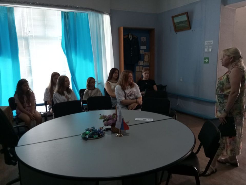 В Белокуракинском музее состоялась интеллектуально – познавательная игра «Русь крещённая, Русь православная» В Белокуракинском музее состоялась интеллектуально – познавательная игра «Русь крещённая, Русь православная»