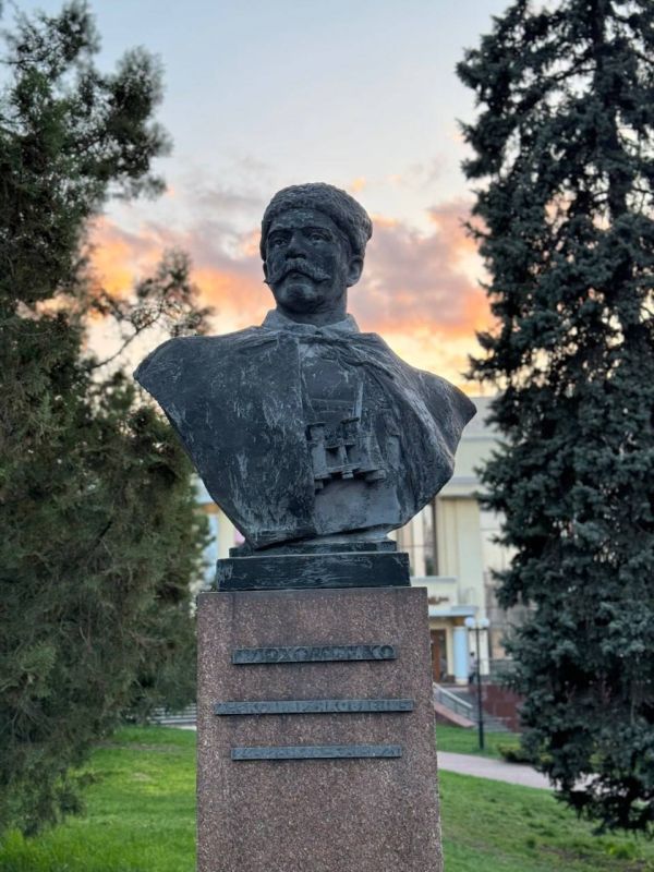 Александр Малькевич: На этот раз в моей рубрике #ФотоНовыхРегионов – Луганск! Александр Малькевич: На этот раз в моей рубрике #ФотоНовыхРегионов – Луганск!