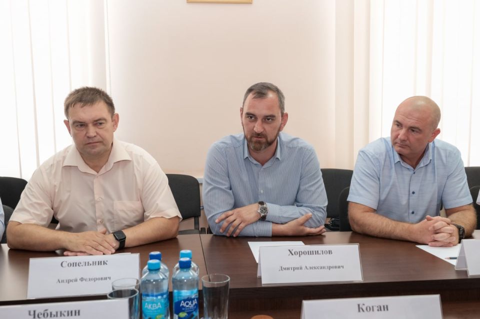 В Народном Совете состоялась встреча с делегацией Законодательного Собрания Санкт-Петербурга В Народном Совете состоялась встреча с делегацией Законодательного Собрания Санкт-Петербурга