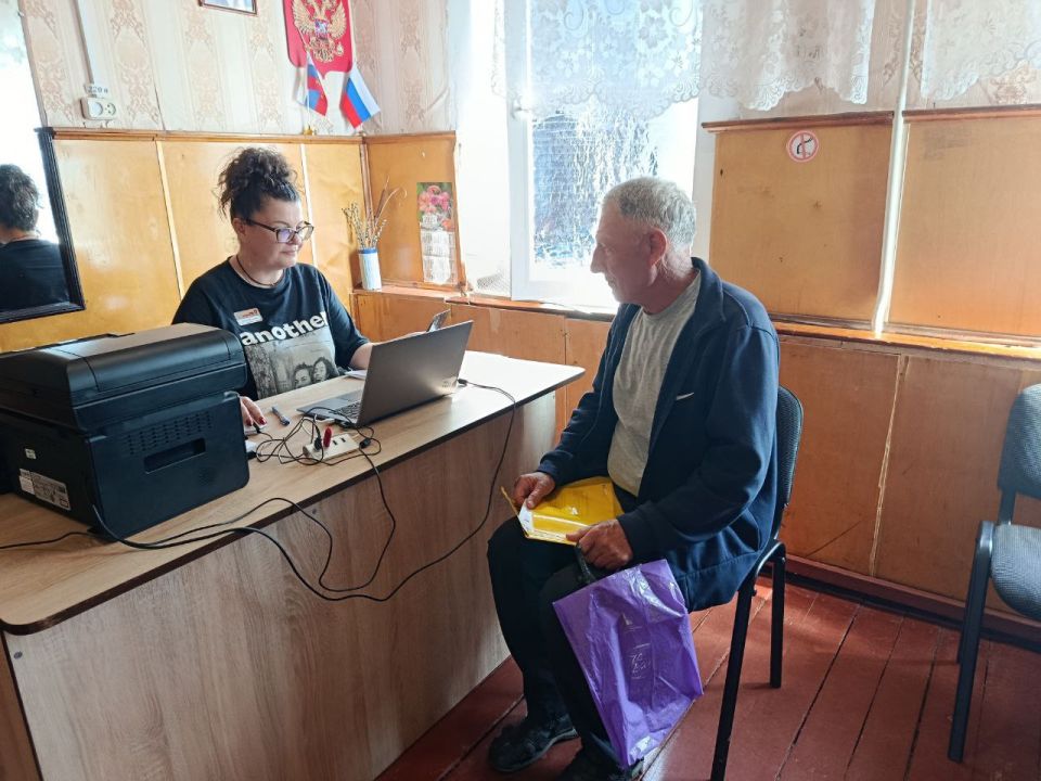 В Старобельском муниципальном округе продолжается работа по обеспечению доступности государственных услуг и социальной инфраструктуры для жителей сельских населённых пунктов В Старобельском муниципальном округе продолжается работа по обеспечению доступности государственных услуг и социальной инфраструктуры для жителей сельских населённых пунктов