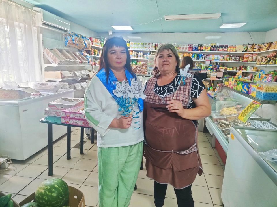 Сегодня активисты первичных отделений Партии «Единая Россия» провели памятную акцию жертв войны на Донбассе Сегодня активисты первичных отделений Партии «Единая Россия» провели памятную акцию жертв войны на Донбассе