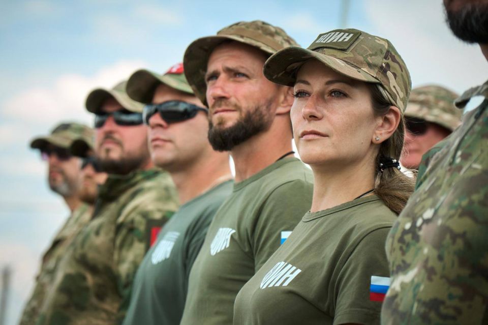 Более 3 тысяч курсантов Центра «ВОИН» прошли межрегиональные смены «Время юных героев» в Волгоградской области Более 3 тысяч курсантов Центра «ВОИН» прошли межрегиональные смены «Время юных героев» в Волгоградской области