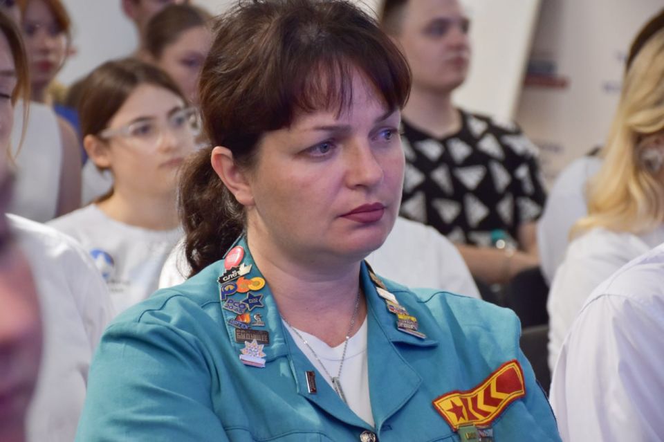 В Луганске почтили память детей, погибших в ходе войны в Донбассе В Луганске почтили память детей, погибших в ходе войны в Донбассе
