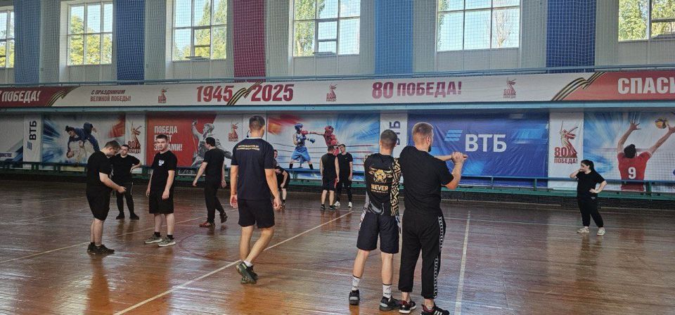 Полицейские провели учебно-методический сбор по физической подготовке Полицейские провели учебно-методический сбор по физической подготовке