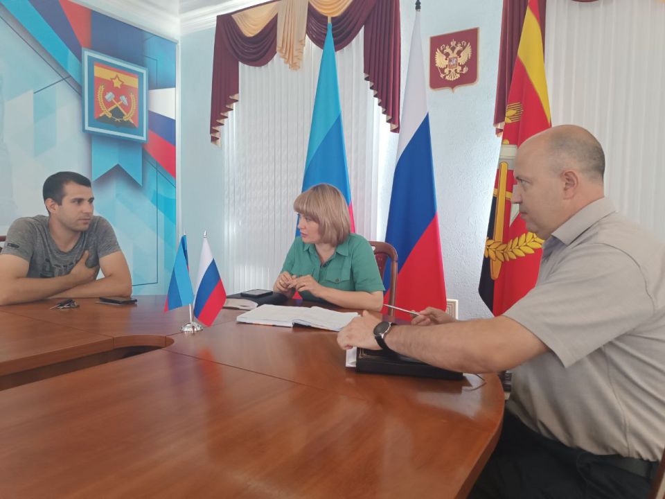 Временно исполняющий полномочия Главы Краснодонского муниципального округа Анна Гончарова провела личный прием граждан Временно исполняющий полномочия Главы Краснодонского муниципального округа Анна Гончарова провела личный прием граждан