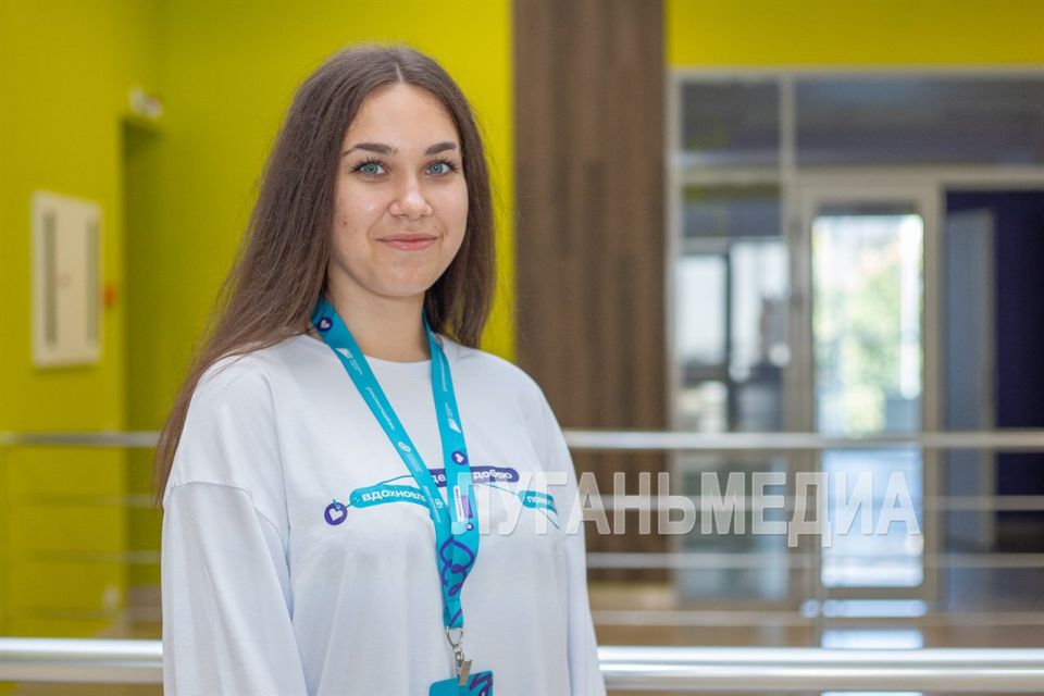 Волонтеры ЛНР проходят обучение по трехдневной программе «Сердце в деле: волонтерство как образ жизни» Волонтеры ЛНР проходят обучение по трехдневной программе «Сердце в деле: волонтерство как образ жизни»