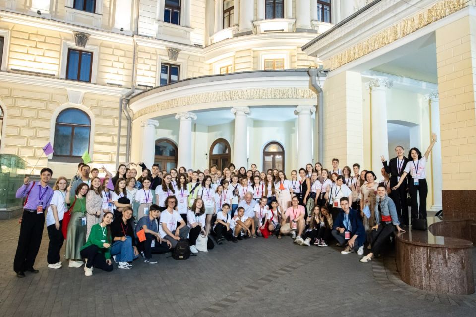 В Москве завершился четвертый сезон Школы-фестиваля Леонида Лундстрема «Донбасский экспресс» В Москве завершился четвертый сезон Школы-фестиваля Леонида Лундстрема «Донбасский экспресс»