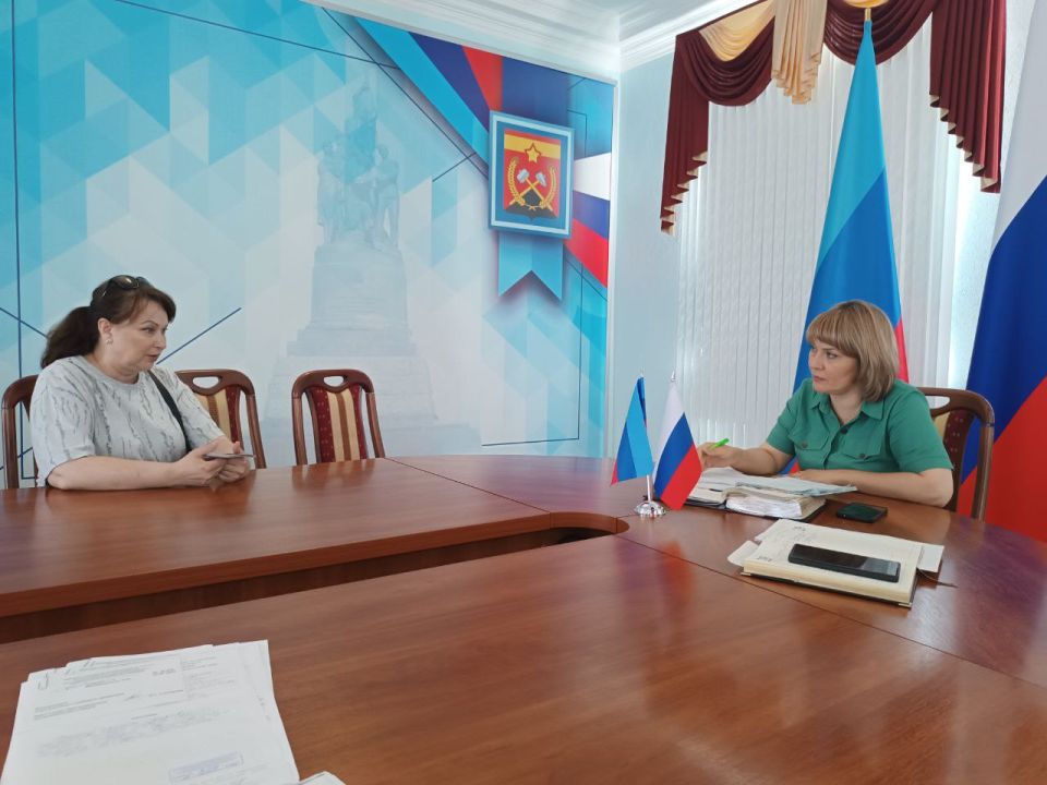 Временно исполняющий полномочия Главы Краснодонского муниципального округа Анна Гончарова провела личный прием граждан Временно исполняющий полномочия Главы Краснодонского муниципального округа Анна Гончарова провела личный прием граждан