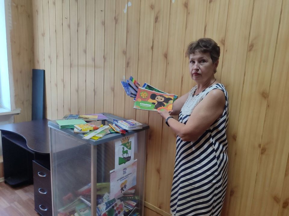 В Кременском отделении партии «ЕДИНАЯ РОССИЯ» проходит акция в рамках партийного проекта "Новая школа" под названием "Собери ребенка в школу"! В Кременском отделении партии «ЕДИНАЯ РОССИЯ» проходит акция в рамках партийного проекта "Новая школа" под названием "Собери ребенка в школу"!