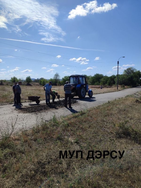 За период с 21 по 25 июля работниками МУП "ДЭРСУ" были выполнены следующие работы: За период с 21 по 25 июля работниками МУП "ДЭРСУ" были выполнены следующие работы: