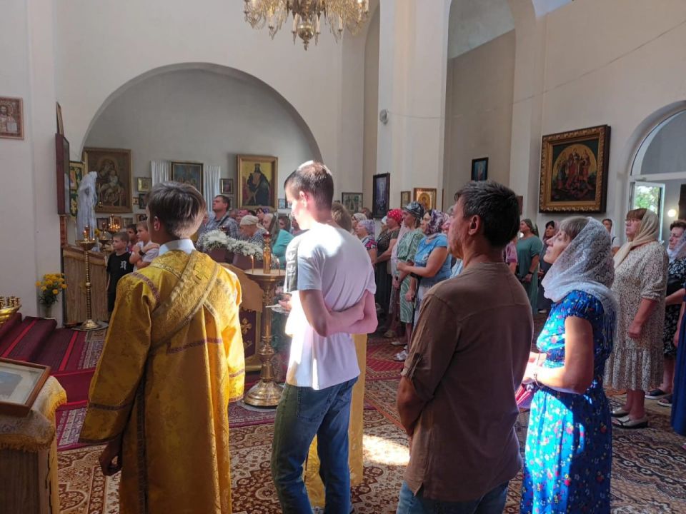 Празднование Крещения Руси в поселке Краснодон Празднование Крещения Руси в поселке Краснодон