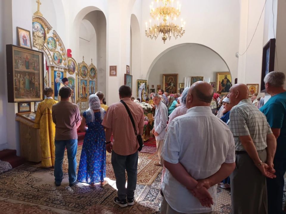 Празднование Крещения Руси в поселке Краснодон Празднование Крещения Руси в поселке Краснодон