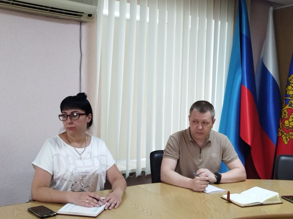 В Администрации городского округа город Ровеньки состоялось очередное заседание Рабочей группы (штаб) по вопросу подготовки жилищного фонда, объектов теплоснабжения и социальной сферы муниципального образования к... В Администрации городского округа город Ровеньки состоялось очередное заседание Рабочей группы (штаб) по вопросу подготовки жилищного фонда, объектов теплоснабжения и социальной сферы муниципального образования к...
