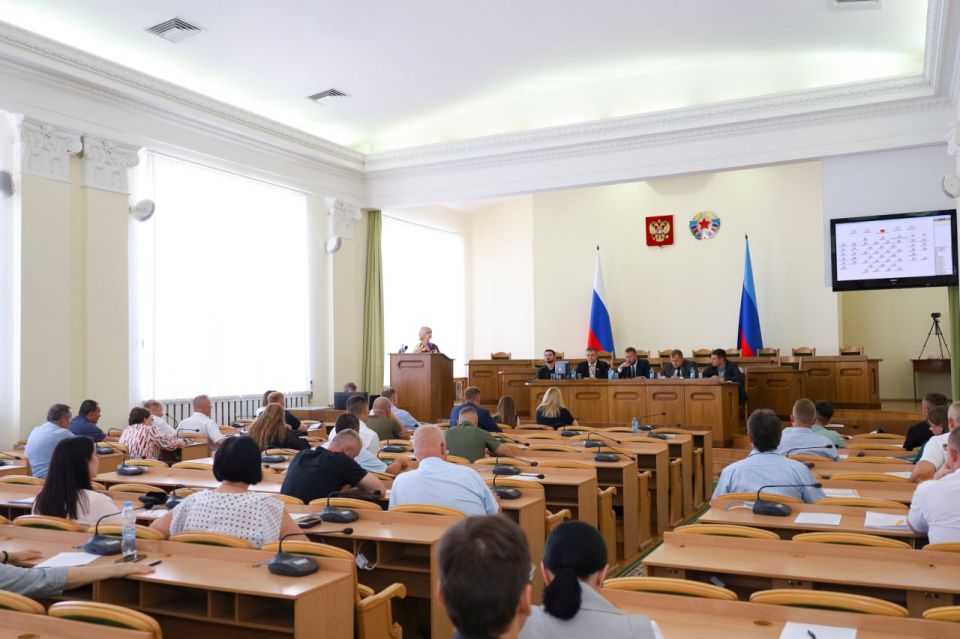 Депутаты обсудили с Наталией Пащенко реализацию государственной политики в сфере здравоохранения Депутаты обсудили с Наталией Пащенко реализацию государственной политики в сфере здравоохранения