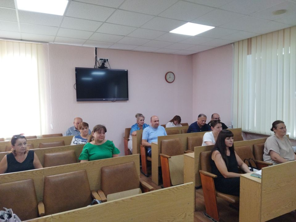 В Администрации городского округа город Ровеньки состоялось очередное заседание Рабочей группы (штаб) по вопросу подготовки жилищного фонда, объектов теплоснабжения и социальной сферы муниципального образования к... В Администрации городского округа город Ровеньки состоялось очередное заседание Рабочей группы (штаб) по вопросу подготовки жилищного фонда, объектов теплоснабжения и социальной сферы муниципального образования к...