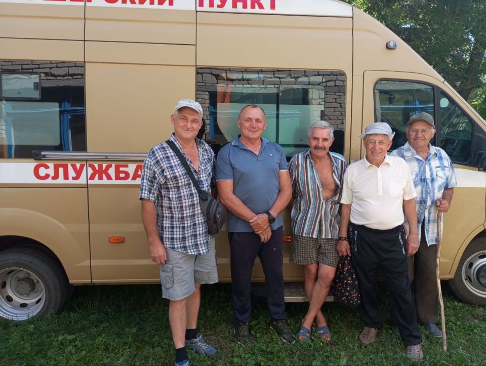 Выездная поликлиника ГБУЗ "Марковская ЦРМБ" ЛНР продолжает свою работу на базе передвижного ФАПа Выездная поликлиника ГБУЗ "Марковская ЦРМБ" ЛНР продолжает свою работу на базе передвижного ФАПа